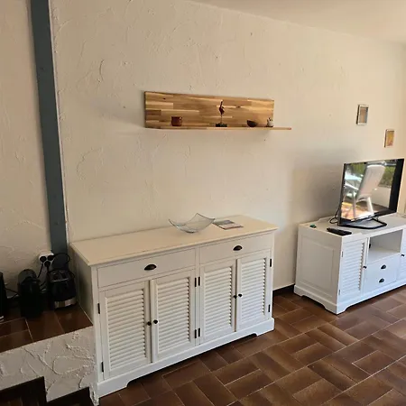 Apartmán 80 Metre De La *