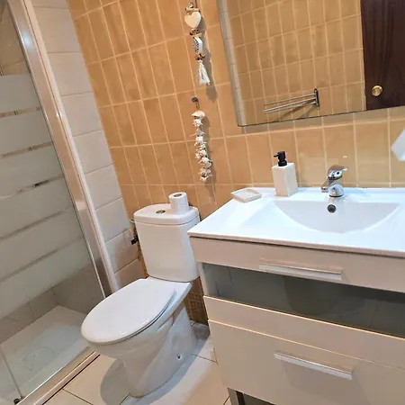 Apartmán 80 Metre De La *